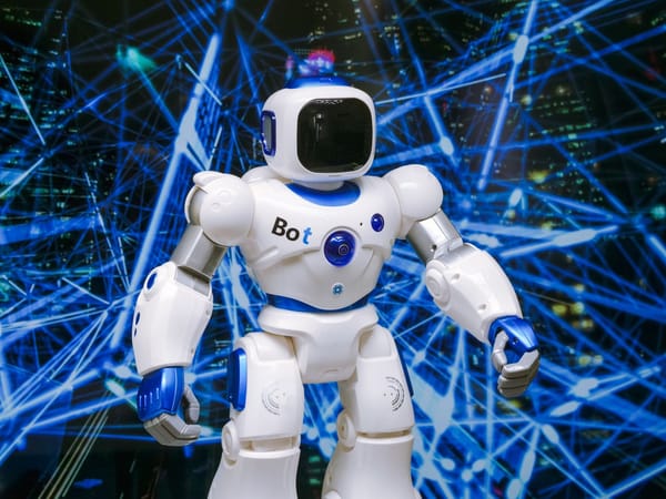 How Do AI Agents Actually Work and When Should I Use Them Instead of Regular LLMs?